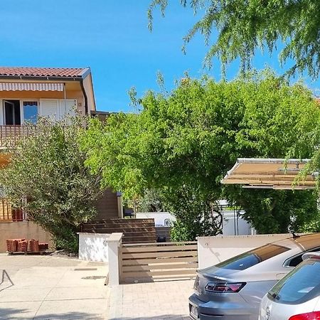 Apartman Z12 Lejlighed Kornić Eksteriør billede