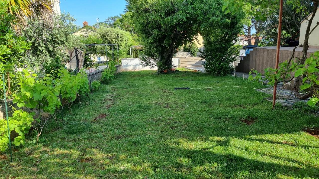 Apartman Z12 Lejlighed Kornić Eksteriør billede