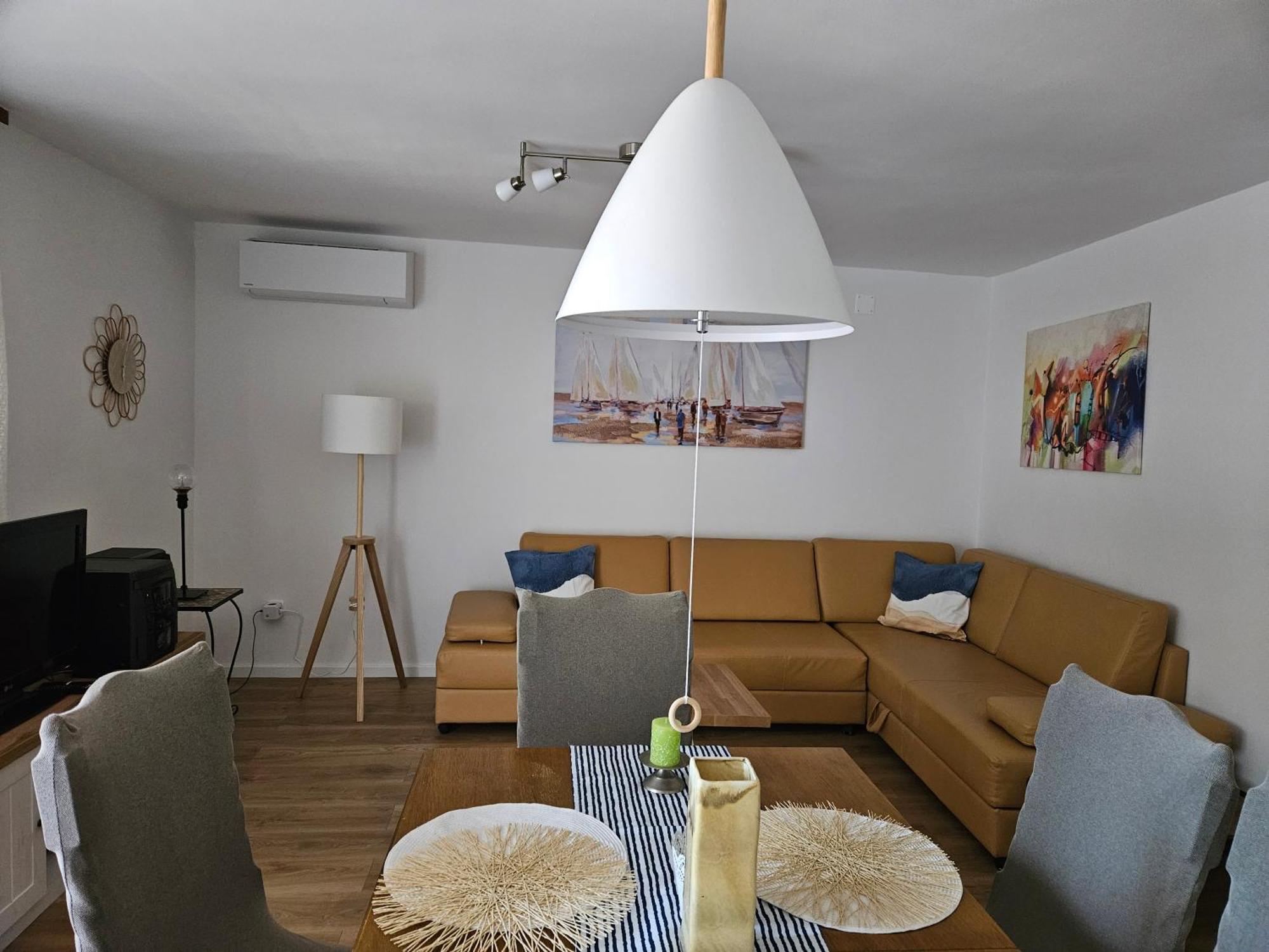 Apartman Z12 Lejlighed Kornić Eksteriør billede